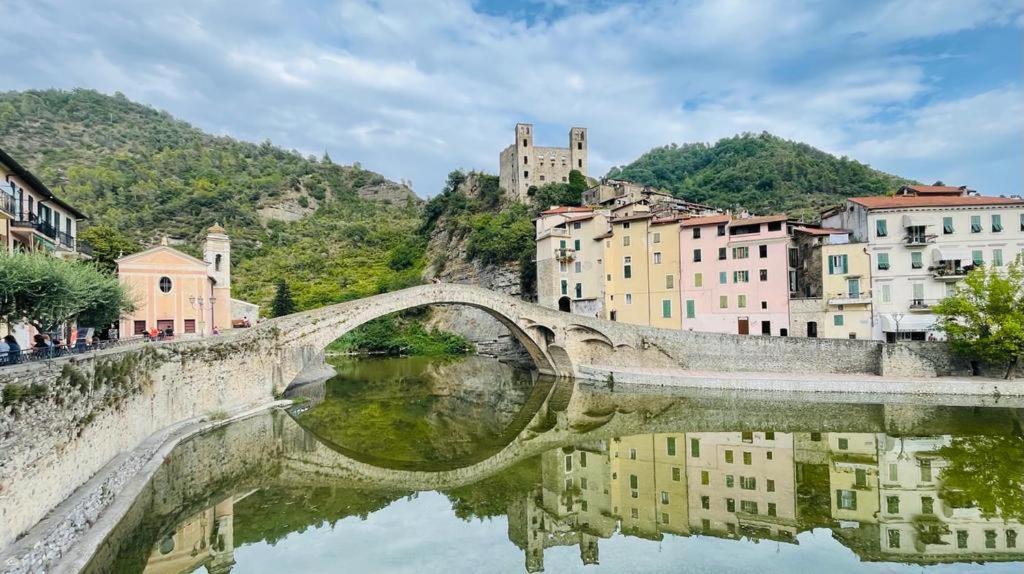 Le Petit Bijou Di Dolceacqua, Per Un Momento Romantico Exterior foto