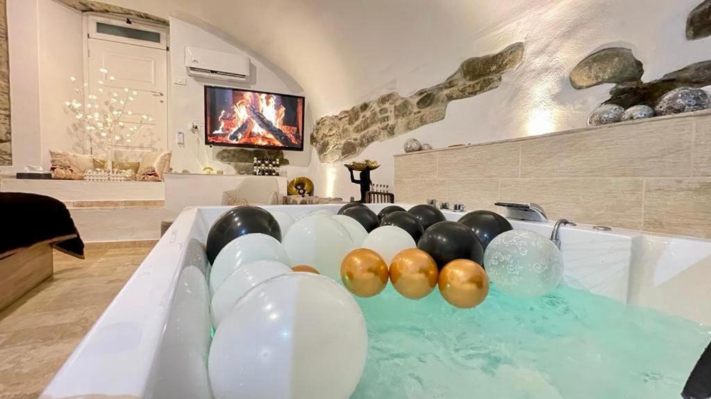Le Petit Bijou Di Dolceacqua, Per Un Momento Romantico Exterior foto